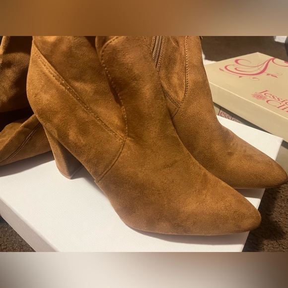 Chestnut thigh high boots, size 7 - Picture 7 of 8